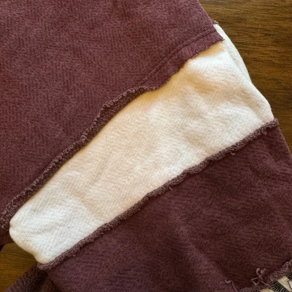 aerie and Bucket list boutique Crewneck & Henley Sweater sweatshirt bundle Lot - Picture 8 of 10